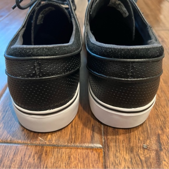 Nike SB Stefan Janoski Low Black Leather Perforated Sneakers Men’s Size 11 - Picture 7 of 8